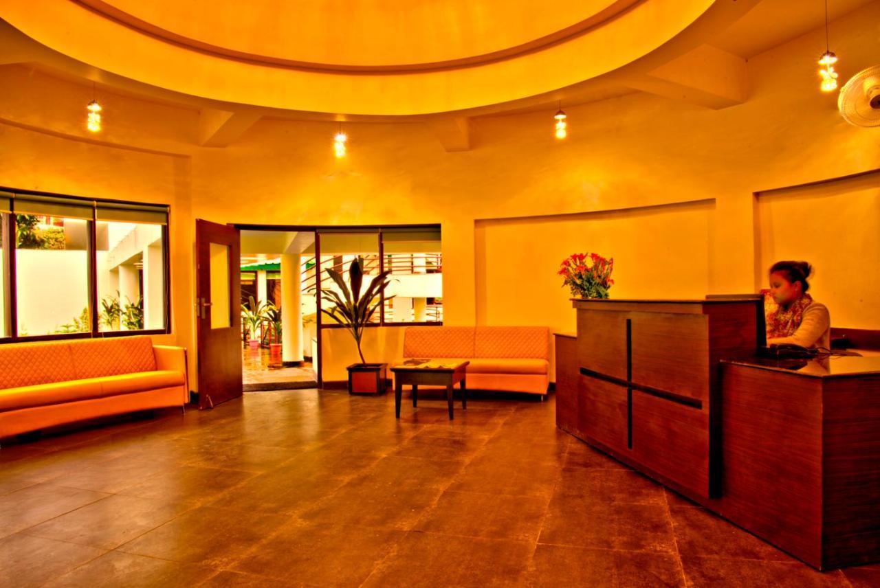 The Palm Resort-Luxuria ナイニタール エクステリア 写真
